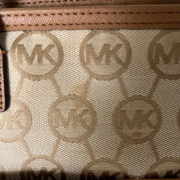 Michael Kors EUC Brown Logo Tote - Picture 9 of 13